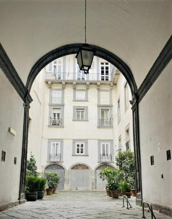 Nilo 28 House Apartment Наполи Екстериор снимка