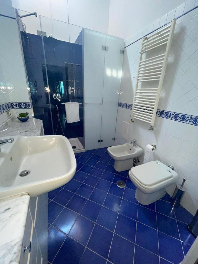 Nilo 28 House Apartment Наполи Екстериор снимка