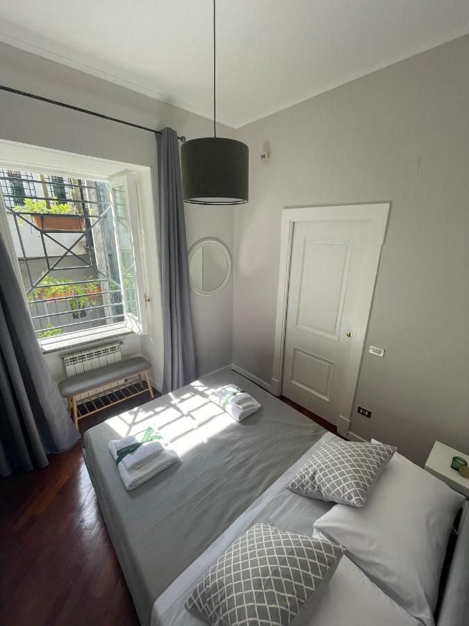 Nilo 28 House Apartment Наполи Екстериор снимка