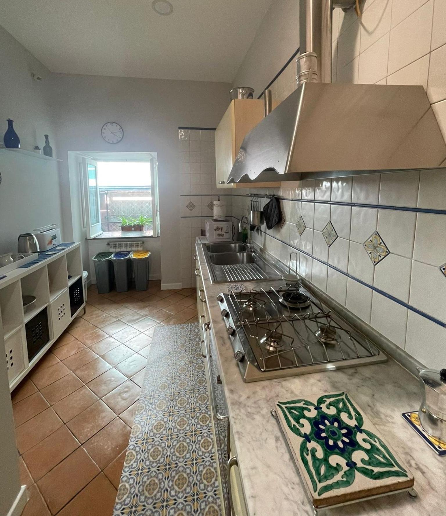 Nilo 28 House Apartment Наполи Екстериор снимка